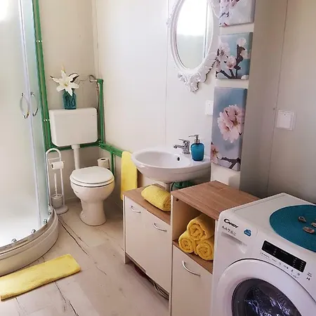 아파트 Eden Lady Mobile Home, Croatia, 드라게